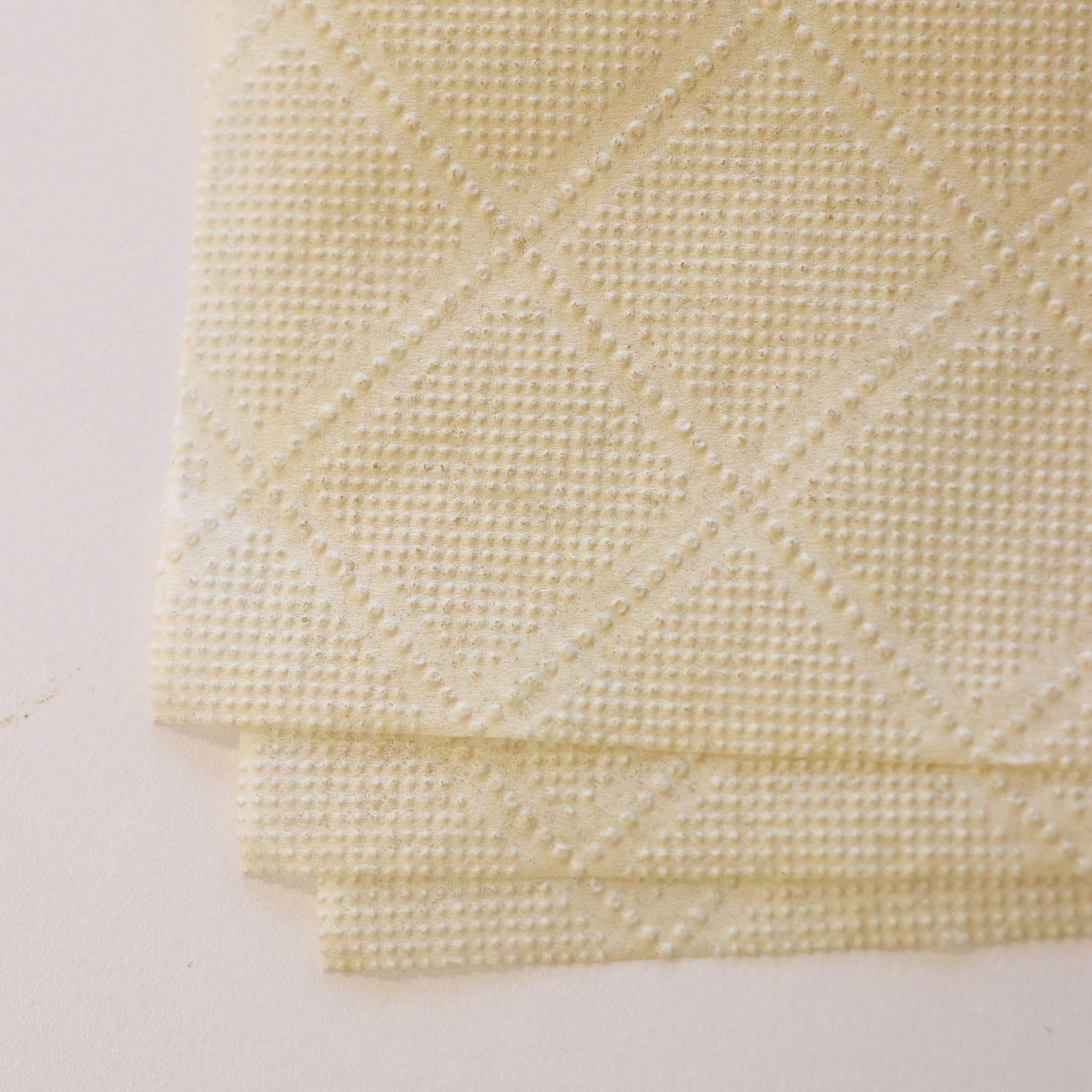 Bamboo 3-Ply Pull-Out Kitchen Towel